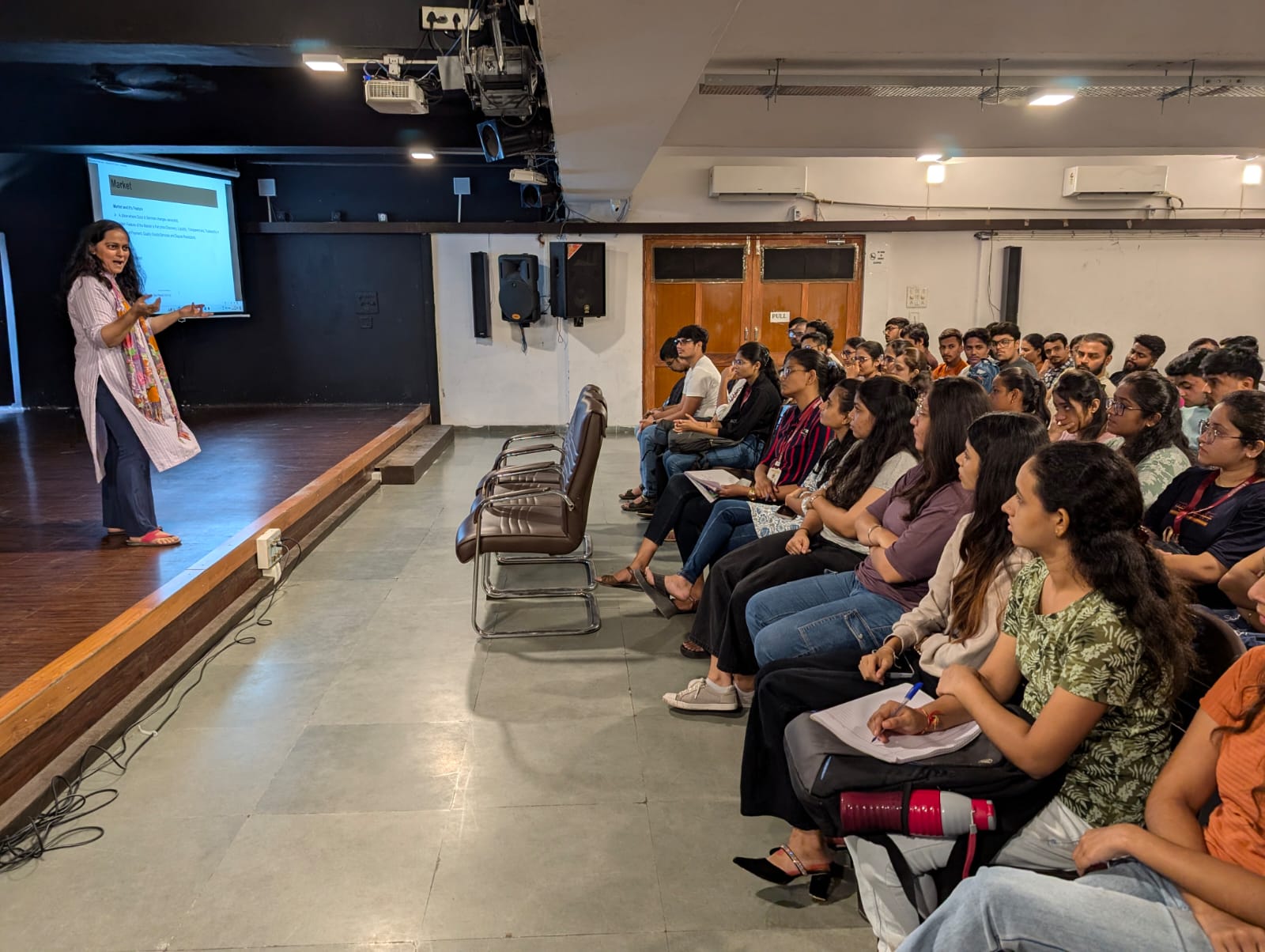 JG University organises industrial visit for its students - 23rd November, 2023